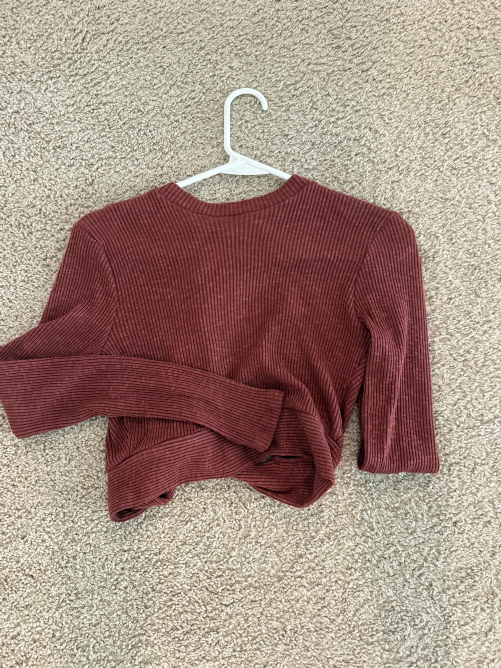 Ribbed Long-Sleeve Women's Sweater - Rustic Red